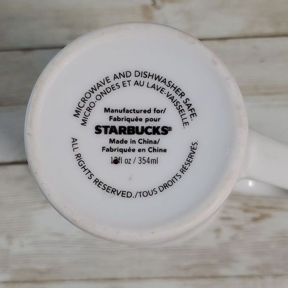 Starbucks Holiday Poinsettia Tall Coffee or Tea Mug Large - Picture 7 of 9